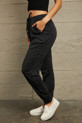 3acd15d26e7c4360a6b96f0861108bc2-Max